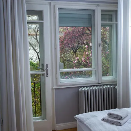 Apartment Danube *